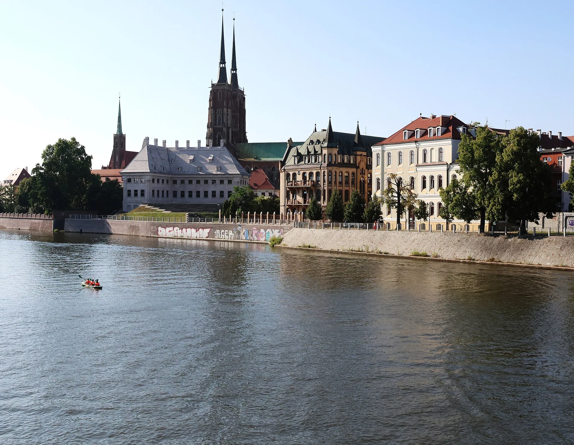 Jour 1 en fin de journée : l'île de la Cathédrale